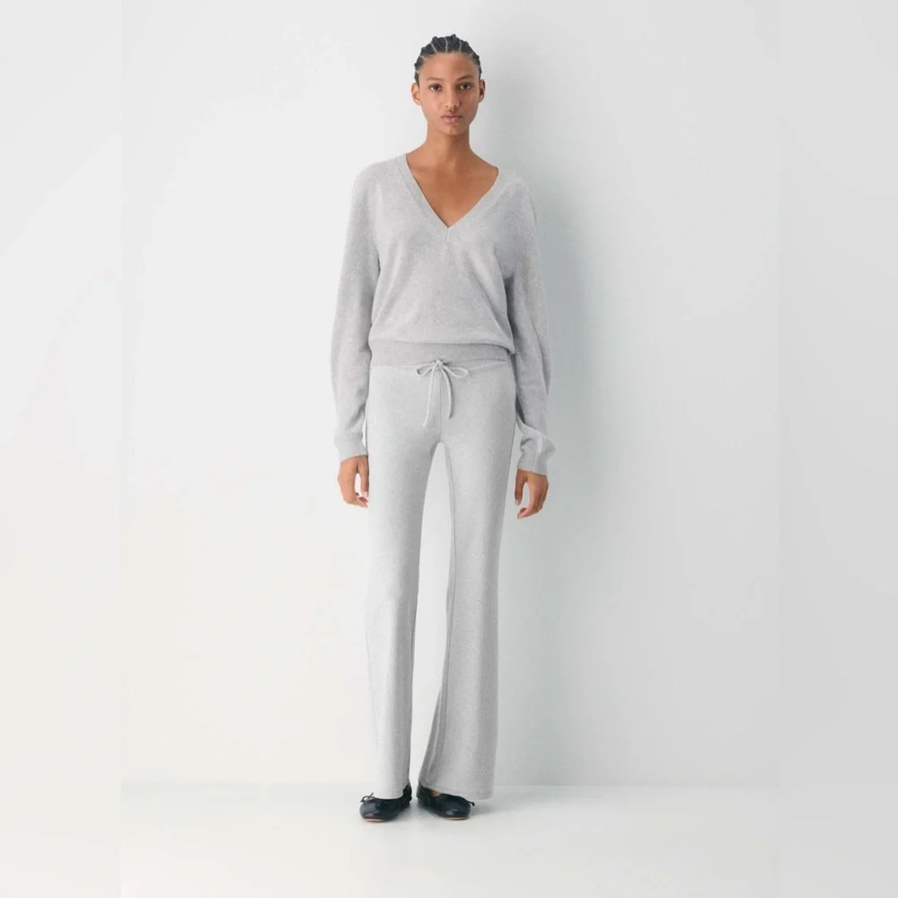 🆕 NWT Sunday Best Wildflower Light Gray Knit Flare Drawstring Pants - Picture 5 of 10